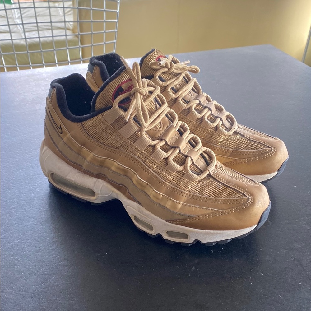 Nike Air Max 95 Metallic Gold Sneakers